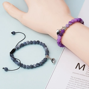 Bracelets de couple magnétiques avec pierres naturelles violettes et grises et cœur