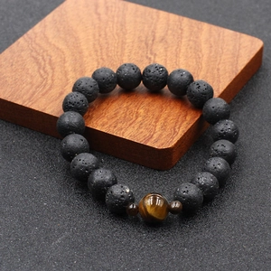 Bracelet pour homme en perles de lave noire mate et pierre oeil de tigre brun naturel