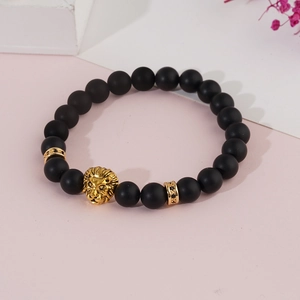 Herren Armband aus matt-schwarzem Achat mit goldenem Löwenkopf und Zirkonia-Akzenten