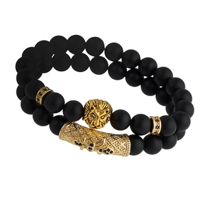 Herren Armband-Set aus mattem Onyx mit goldenem Löwenkopf und Mikro-Pavé-Anhängern