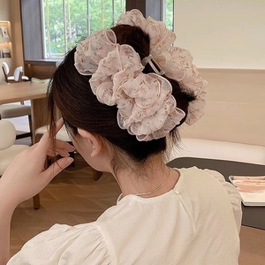 Pinza per Capelli con Fiocco a Pieghe in Chiffon Floreale Grande Clip a Squalo in Tessuto per Donna Eleganti Accessori