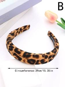 Detail of handmade leopard print headband with dimensions and internal label shown