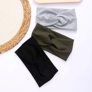 Set of 3 knitted twist headbands in grey, olive green and black for sports and face washing