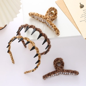 Ensemble de pinces à cheveux en peluche léopard et bandeau pour femme en hiver