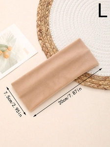 Detailed view of camel plush headband showing 20x7.5cm dimensions and soft texture