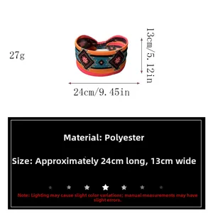 Détail d'un bandeau de yoga en polyester avec motif géométrique et dimensions