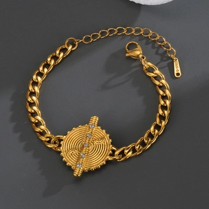 Retro gold gear pendant bracelet with diamonds on stainless steel cuban chain