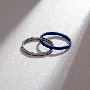 Anelli minimalisti da 2 mm in acciaio inossidabile argento e blu, stile sobrio