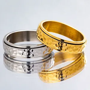 Bague rotative créative de 6mm avec texture martelée en finitions dorée et argentée