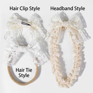 Détails d'accessoires cheveux en dentelle crème avec pinces, bandeaux et élastiques