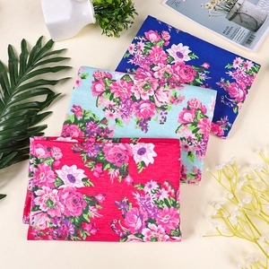 Couvertures d'emmaillotage florales avec bandeaux oreilles de lapin en trois couleurs