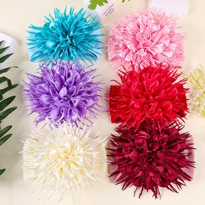 Lot de six bandeaux fleurs faits main en satin coloré avec centres en strass brillants