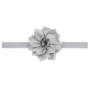 Bandeau élastique pour bébé avec fleur en tissu gris clair multicouche pour nouveau-nés