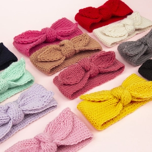 Détails de bandeaux tricotés pour bébé avec nœuds en neuf couleurs assorties