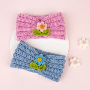 Bandeaux pour bébé tricotés en rose et bleu avec fleurs en crochet 3D fait main