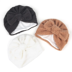 Lot de 3 bonnets en polaire pour enfants avec nœuds et doublure satinée douce