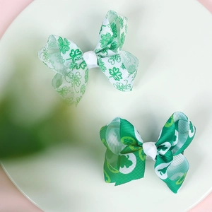Détail de nœuds de cheveux de 3 pouces à motif de trèfle pour la Saint-Patrick