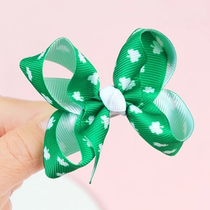 Barrette à cheveux nœud trèfle 3 pouces pour la Saint-Patrick en ruban vert rayé