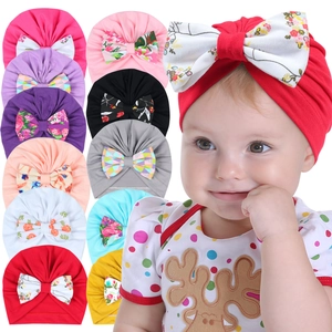 Bonnet Turban pour Bébé en Mélange de Coton avec Nœud Imprimé Floral Beanie pour Nouveau-né Enfant Doux Élastique Bonnet Printemps Automne