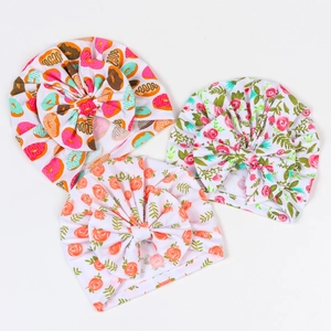 Dreierpack Baby-Turbanmützen mit Donut- und Blumenmuster und großen Schleifen