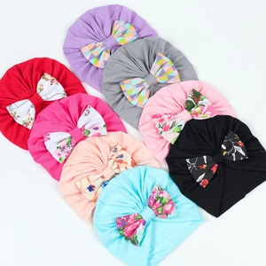 Lot de 8 bonnets turban doux pour bébé avec nœuds colorés pour filles et nouveau-nés