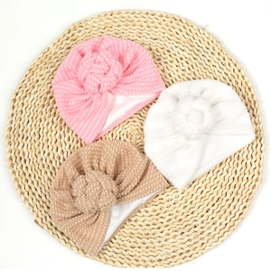 Lot de 3 bonnets turbans pour bébé en maille popcorn avec gros nœuds floraux, rose et blanc