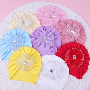 Bonnet Turban Bébé Avec Grande Fleur en Maille Décor Strass Turban en Polyester Élastique Doux pour Nouveau-Né Enfant Fête