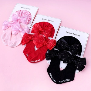 Ensemble bonnet et chaussettes bébé en coton avec nœuds à paillettes rose rouge noir