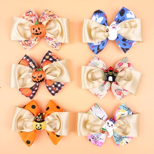 Lot de six barrettes d'Halloween avec nœuds aux motifs de citrouille, fantôme et château