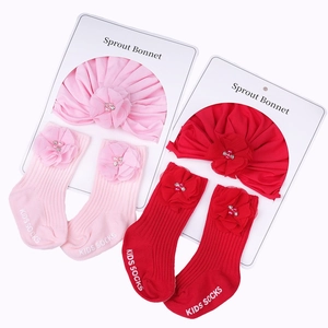 Bonnet Turban Et Chaussettes Pour Nouveau-Né Fille En Mélange De Coton Avec Fleurs 3D Et Künstliche Perles Pour Anniversaire