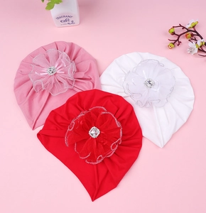 Lot de turbans pour bébé en rose, blanc et rouge avec fleurs en dentelle et cristaux carrés