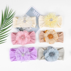 Lot de six bandeaux élastiques pour bébé avec fleurs délicates en tissu fait main