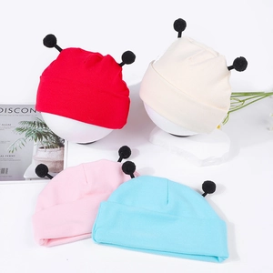 Bonnet en Tricot Mignon pour Nourrisson Mélange de Coton Doux Bonnet d'Hiver Chaud pour Bébé Avec Antennes à Pompons Noirs pour Garçons Filles