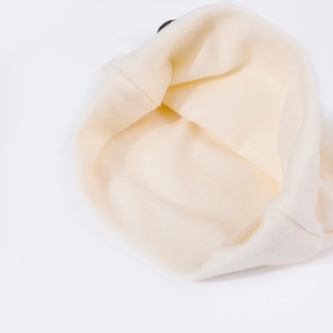 Bonnet en tricot blanc crème doux pour nouveau-nés et nourrissons en coton respirant pur
