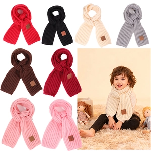 Kids Knitted Scarf Soft Warm Winter Neck Warmer For Boys Girls Polyester Crochet Scarf With Leather Patch Fashion Accessory