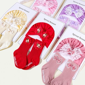 Newborn cotton turban hat and long socks set with lace bows and 3D floral accents