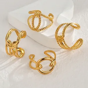 Ensemble de bagues géométriques et bijoux d'oreilles en acier inoxydable doré