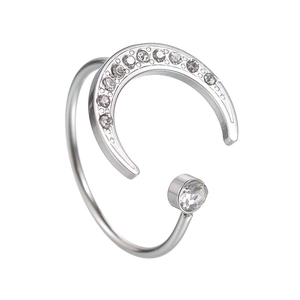 Bague ouverte minimaliste en acier argenté avec croissant de lune et zircons pavés