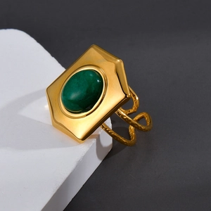 Vintage 18k gold plated stainless steel ring with green stone and hammered texture
