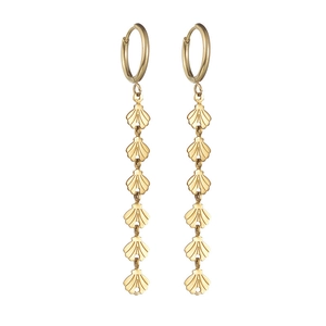 Boucles d'oreilles ethniques en or 18 carats avec pampilles longues et breloques coquillage
