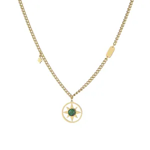 Collier Pendentif Soleil Géométrique en Acier Inoxydable Plaqué Or Vintage Femme Élégante Bijoux avec Pierre Verte Malachite