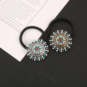 Élastique à cheveux bohème avec perles turquoise et nacrées en argent et bronze