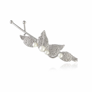 Elegant silver leaf hair clip with white pearls on a clean white background