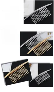 Détail du peigne à cheveux branche de pin poli avec placage d'or et finition soignée