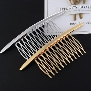 Peigne à cheveux élégant en métal doré et argenté avec motif de branche et dents creuses