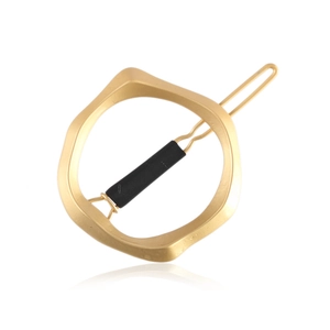 Minimalist matte gold geometric irregular ring hair clip with anti-slip rubber coating