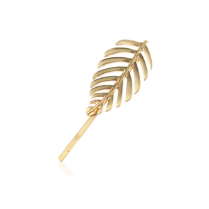 Barrette à cheveux élégante en métal doré en forme de feuille avec finition dorée mate