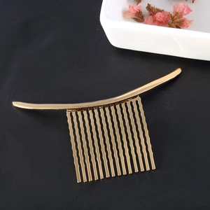 Peigne à cheveux doré à 15 dents avec barre supérieure lisse pour coiffures élégantes