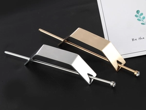 Forcine geometriche minimaliste in metallo oro e argento con accenti in strass lucidi