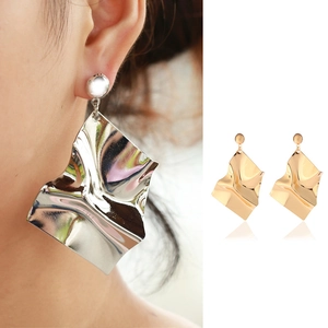 Boucles d'Oreilles Clous en Métal Miroir Géométrique Irrégulier Exagéré pour Femmes Grandes Boucles d'Oreilles en Alliage Électroplaqué Or Argent Bijoux Fête